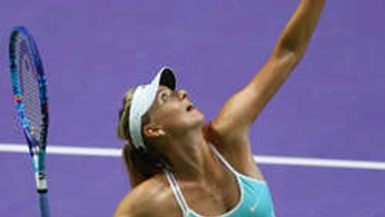 Merész és szexi, Sarapovát alig takarja valami