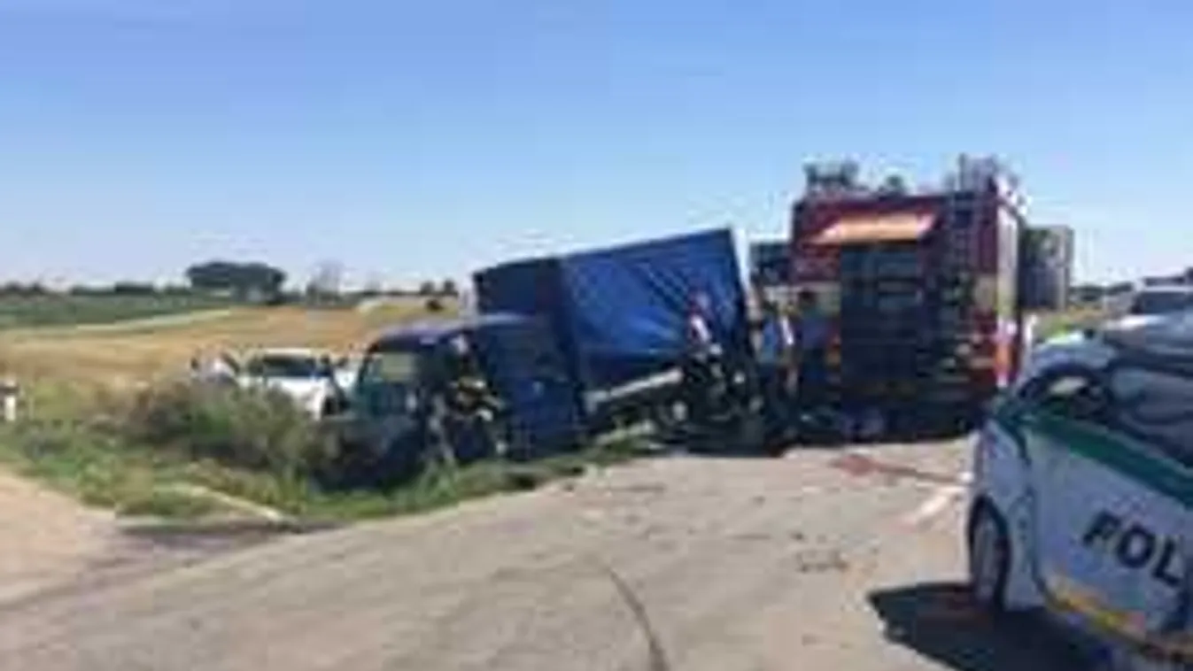 Drámai fotók érkeztek a két rendőr halálos balesetéről