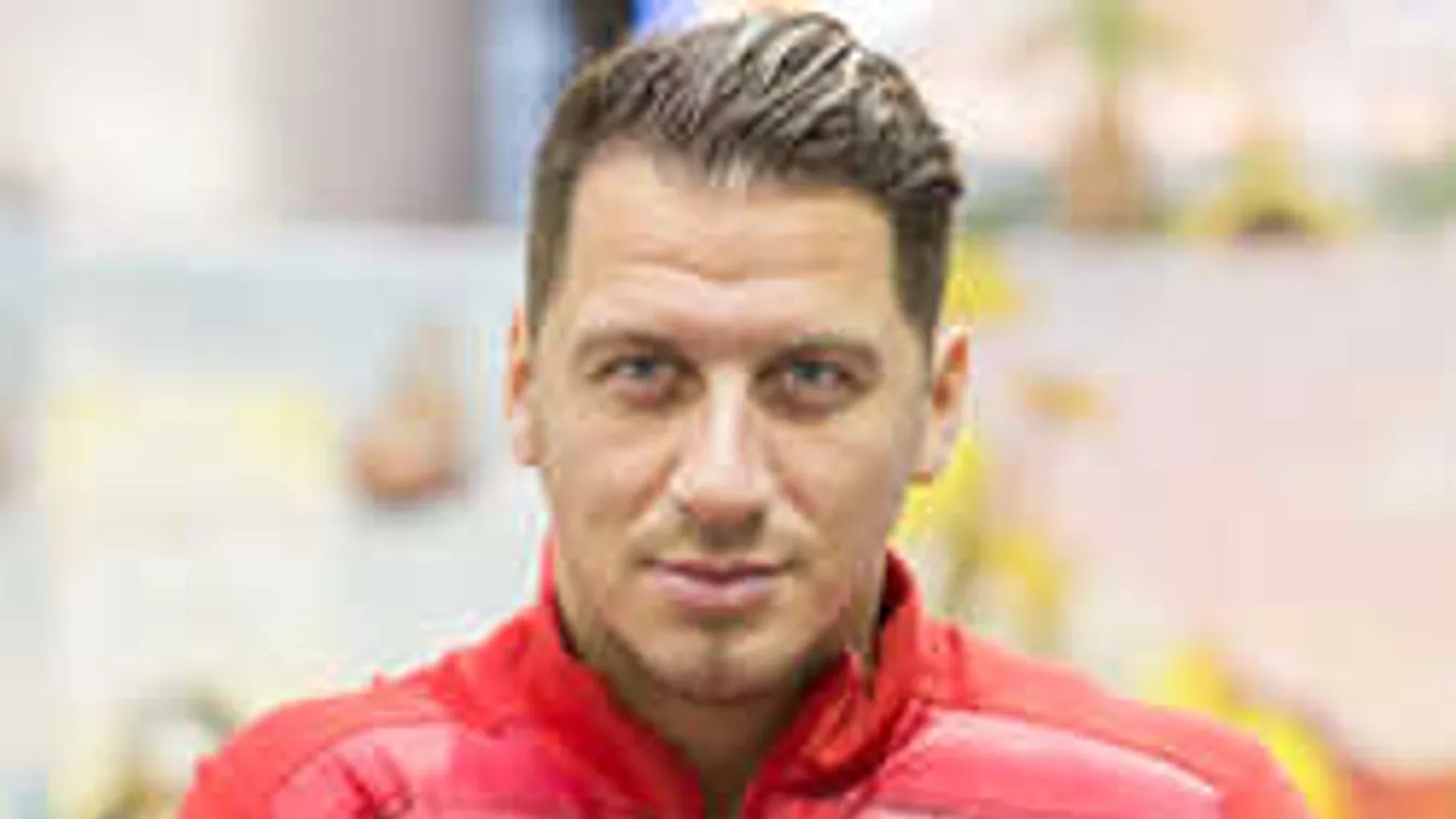 Durván kimerült Vastag Csaba, nehéz időszakon van túl