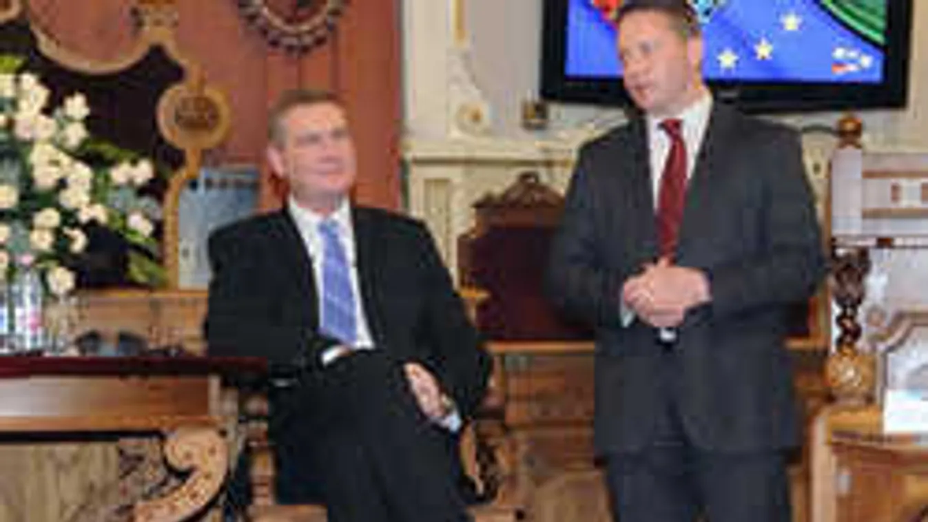 Korrupció és politikai kapcsolatok a Szeviép-ügyben