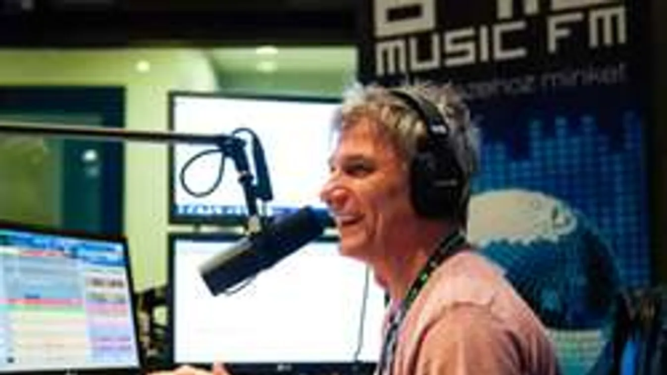 Furcsa dolgokra gondol szex közben Bochkor Gábor