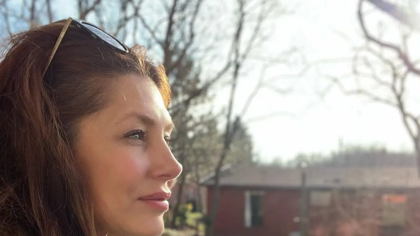 Kiderült, ezért költözik el az országból Horváth Éva és családja