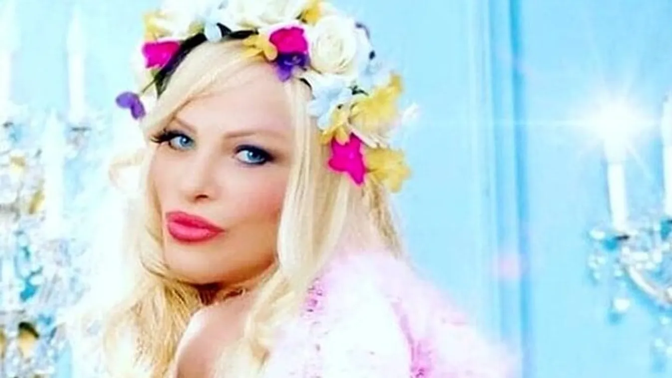 Betelt a pohár Cicciolinánál, ismét beperli az olasz parlamentet