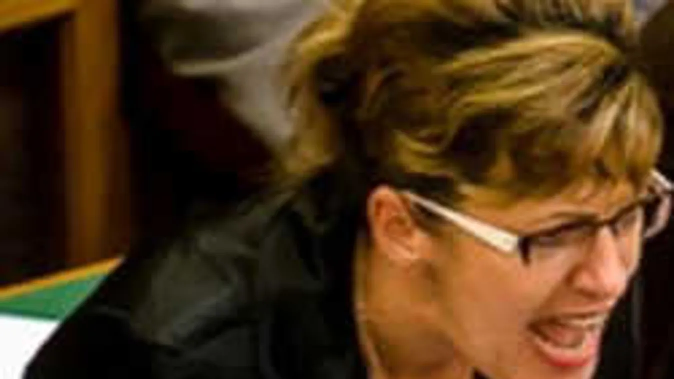 Bangóné Borbély Ildikó távozzon önként a magyar közéletből