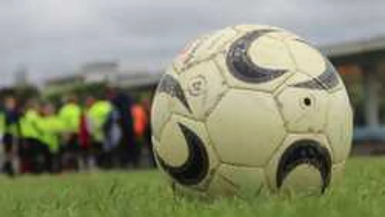 "Halálba hajszolták aput" Elégtételt követel a focibíró lánya