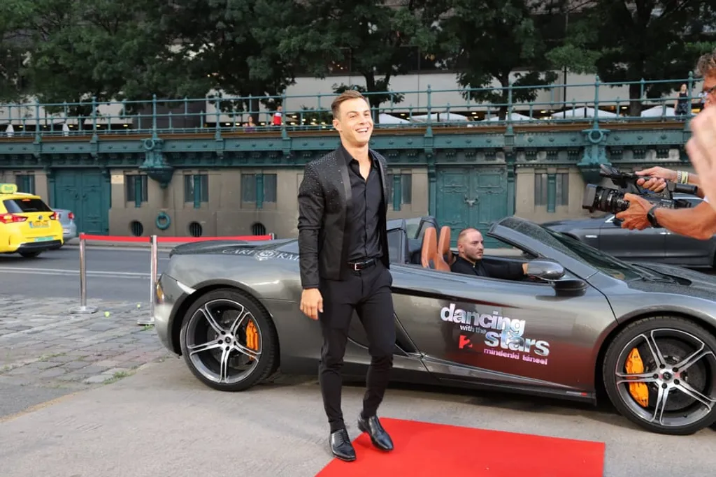 217410973_914633872448080_8545974506781510060_n