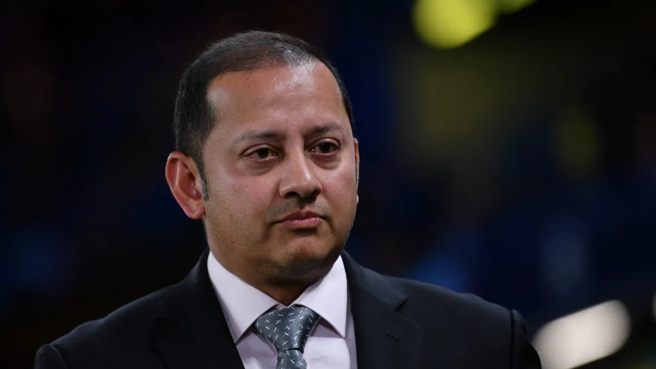 Halálos fenyegetés, fegyveres testőrök védik a sztárcsapat sportigazgatóját