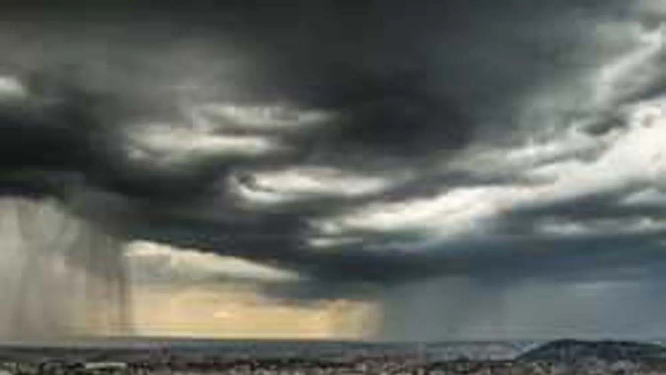 Eszelősen vad felvétel készült a Budapestre lecsapó viharról