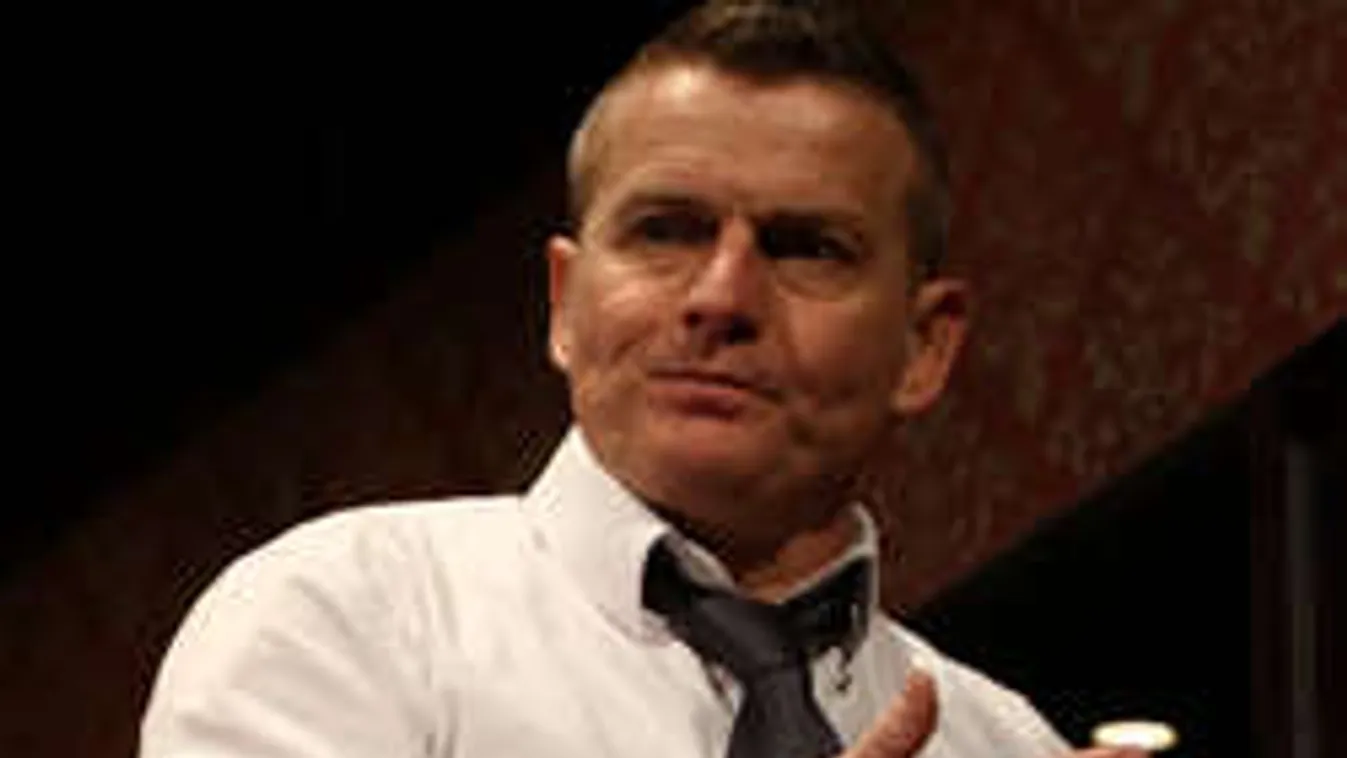 Megtörte a csendet: Rékasi Károly üzent az őt zaklató nőnek!