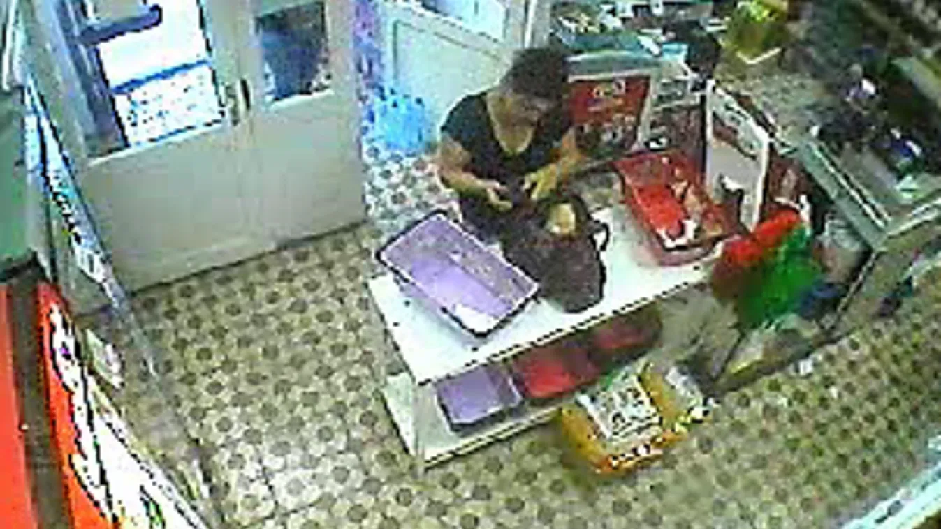 Aljas dolgot művelt ez a nő a debreceni kisboltban, lekamerázták