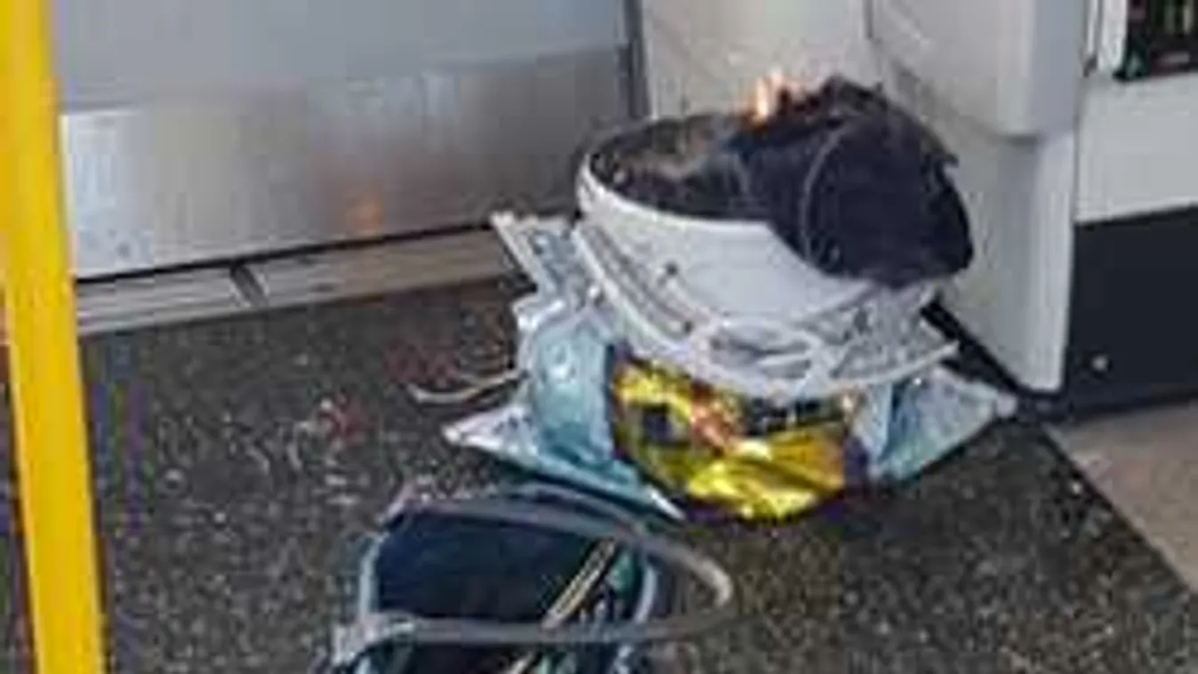 Robbanás és pánik a metróban, az életükért futottak az utasok