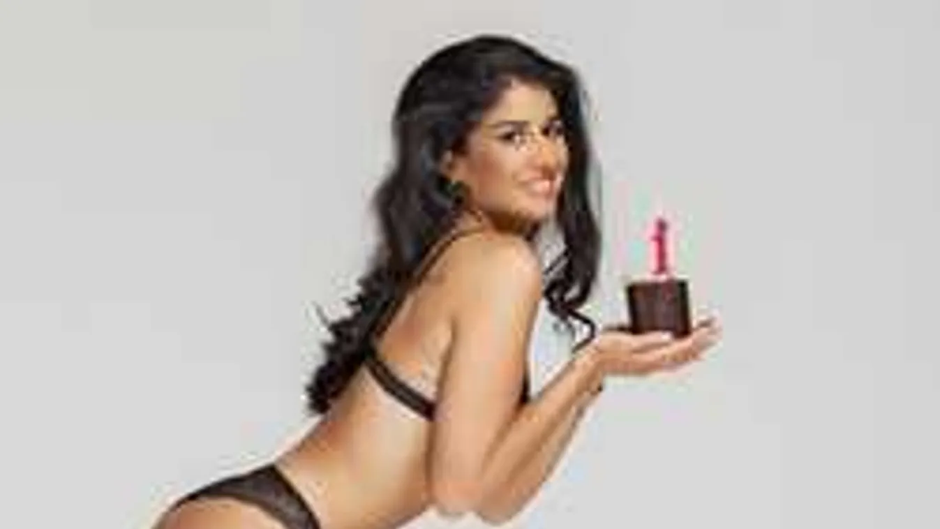 Szexi fehérneműs fotókon mutatta meg nagy fogyását Singh Viki!