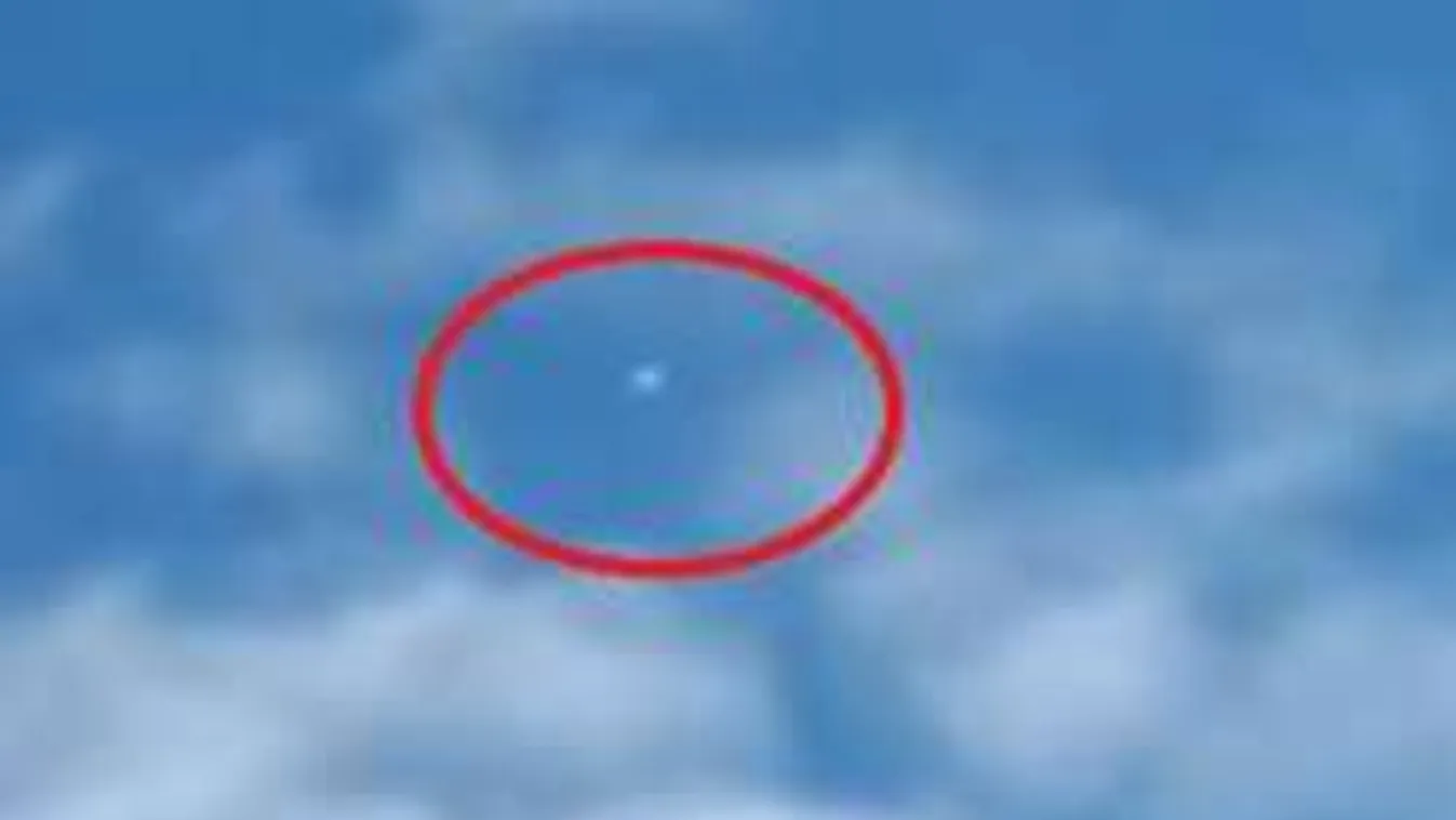 Elképesztő: felhő mögé bújt a rafinált ufó!