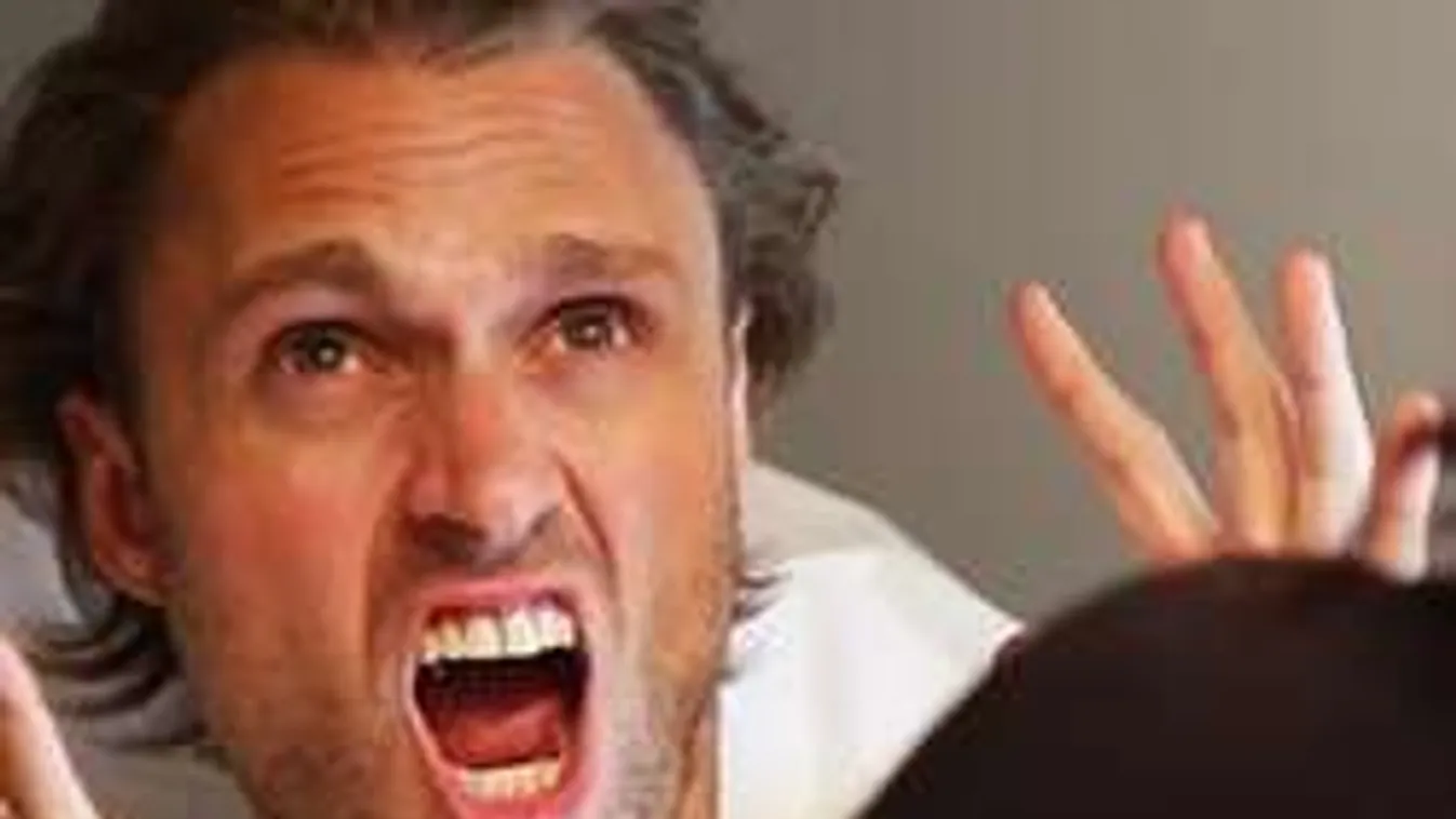 Nézd meg, mit művelnek a férfiak az első intim gyantájuknál! - VIDEÓ