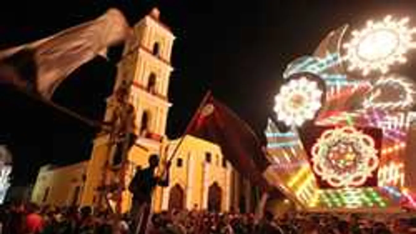 Súlyos tömegbaleset lett a látványos karácsonyi ünnepségből!