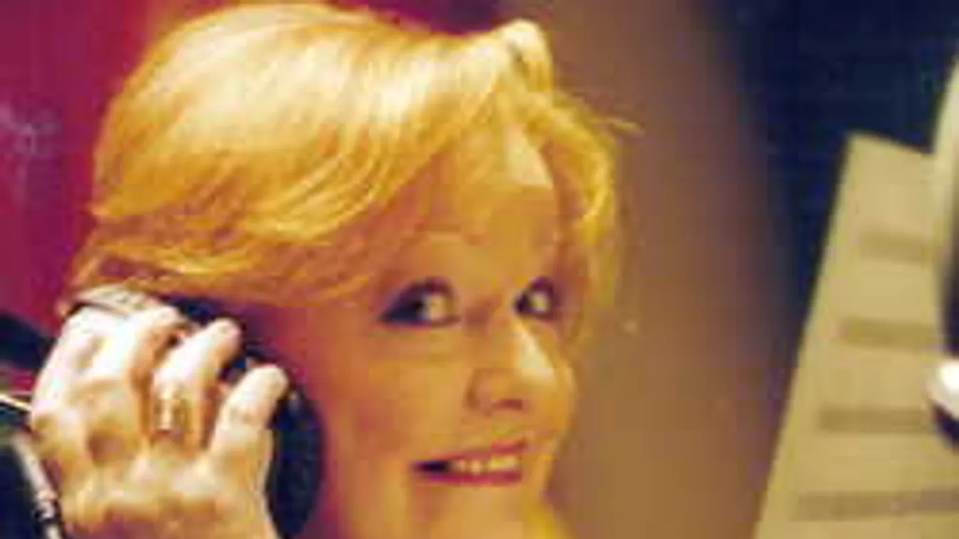 Tizenhat éve halt meg Cserháti Zsuzsa: így néz ki most a sírja