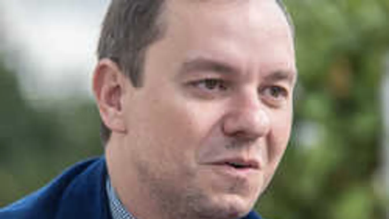 Új fejezethez érkezett Nacsa Olivér és menyasszonya élete