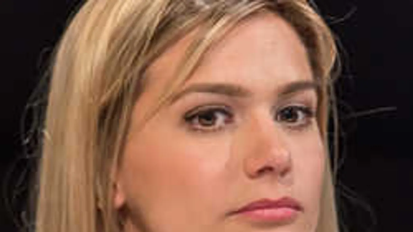 Folytatódik a háború: vérlázító dolgot állít vejéről Weisz Fanni anyja!