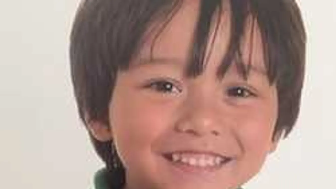 Hová tűnt az ausztrál kisfiú a barcelonai gázolásnál? Nem találják