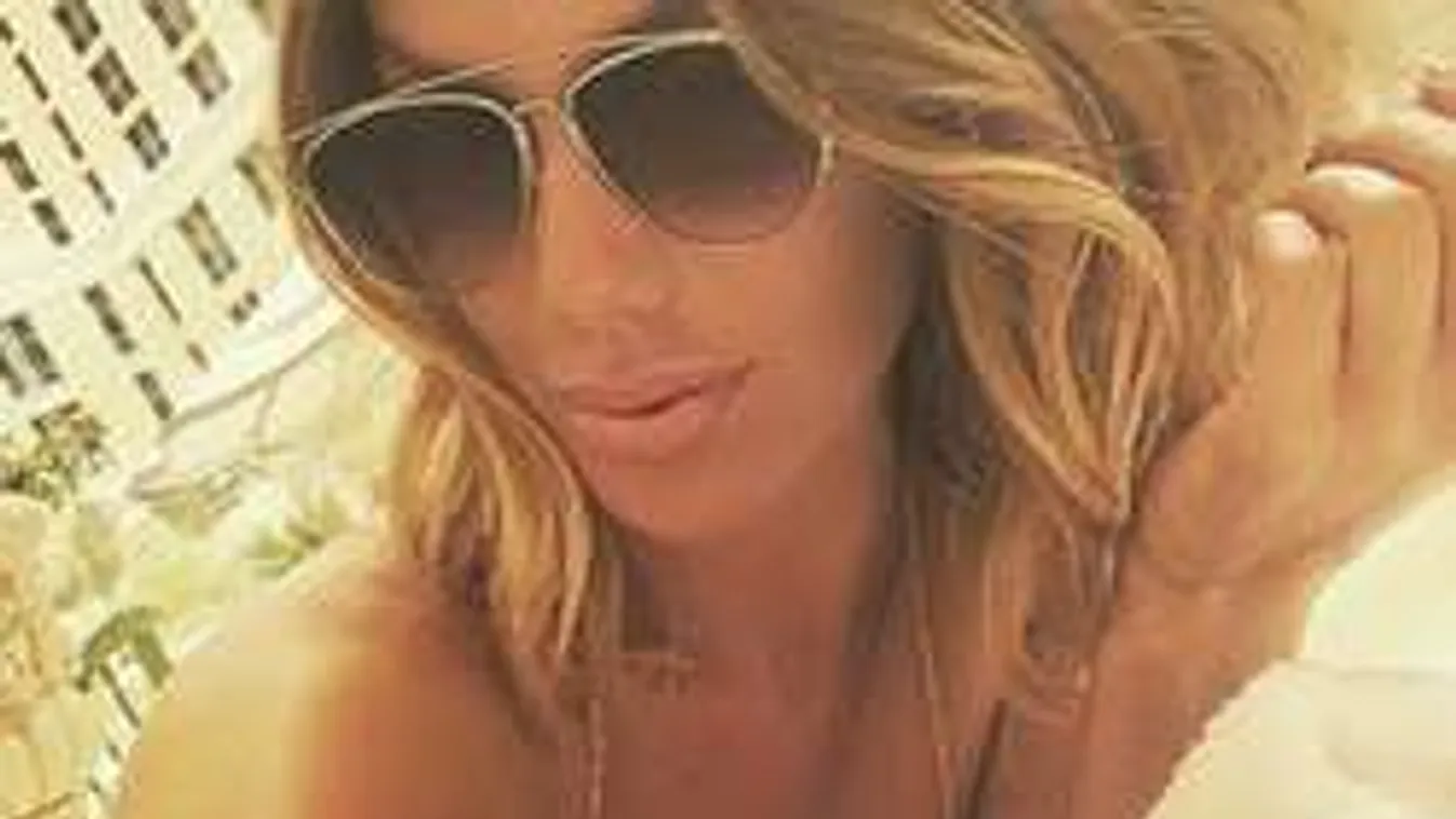 Zárd a napot az óceánban pancsoló magyar bombázóval!