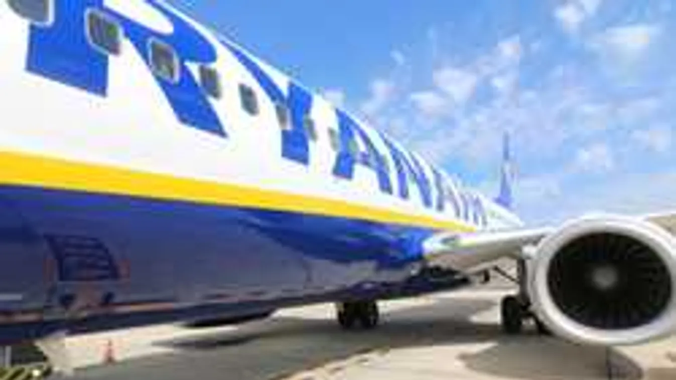 Drámai percek a Ryanair gépén, ezt senki sem akarja látni a levegőben
