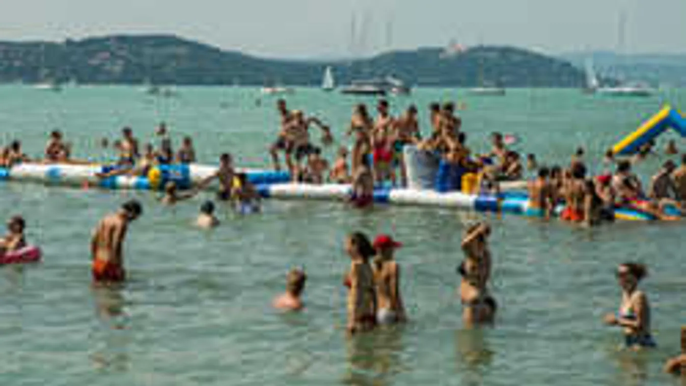 A meteorológusok is megdöbbentek, ezt látták a Balatonnál