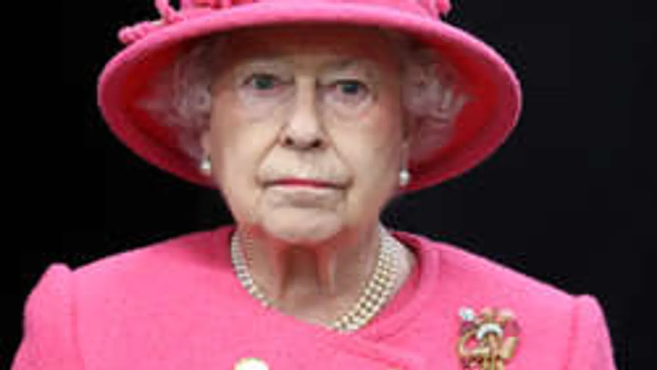 II. Erzsébetre ráomlik a palota