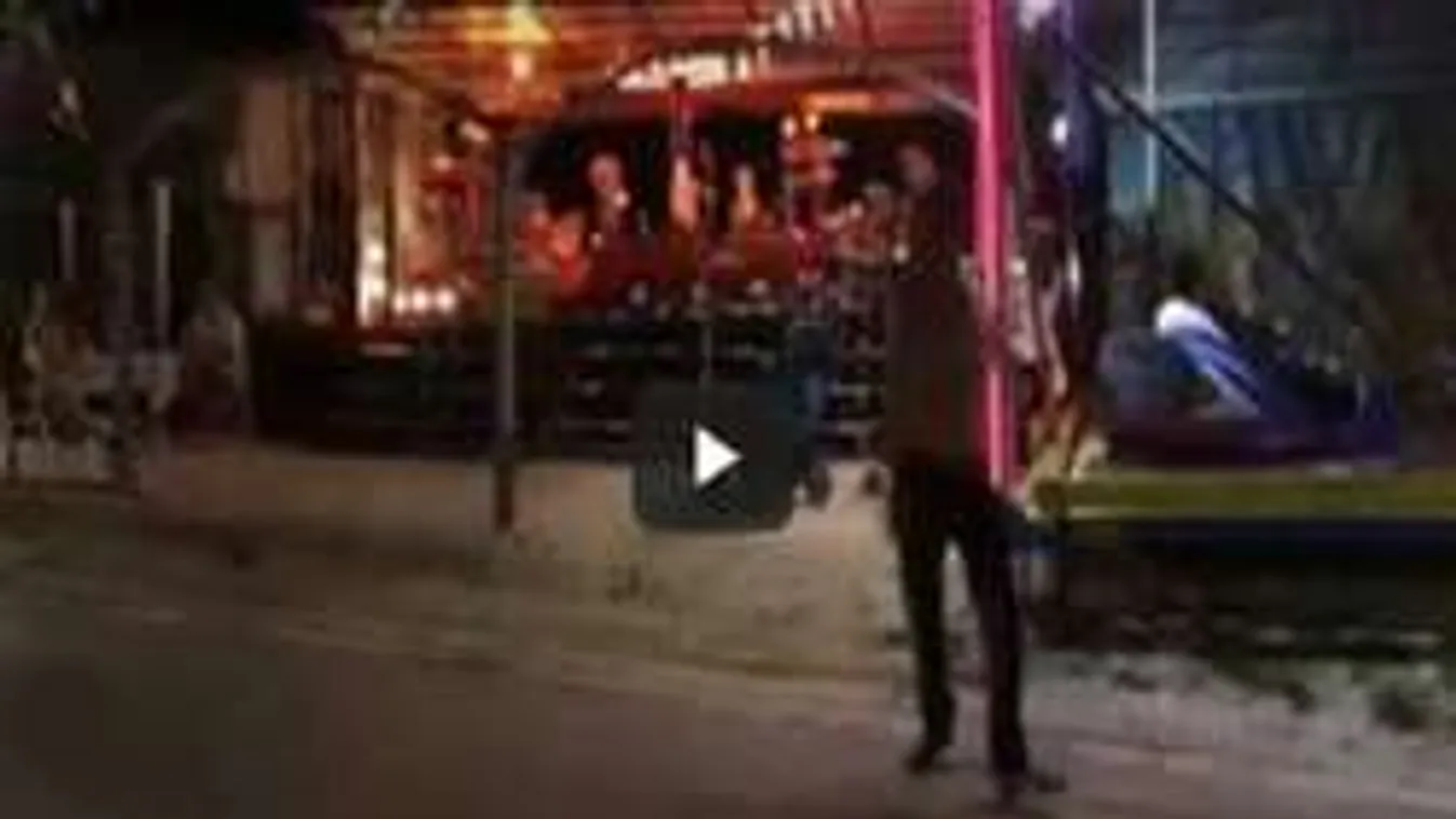 Teljesen elvesztette a kontrollt Siófokon az egyik bulizó - VIDEÓ