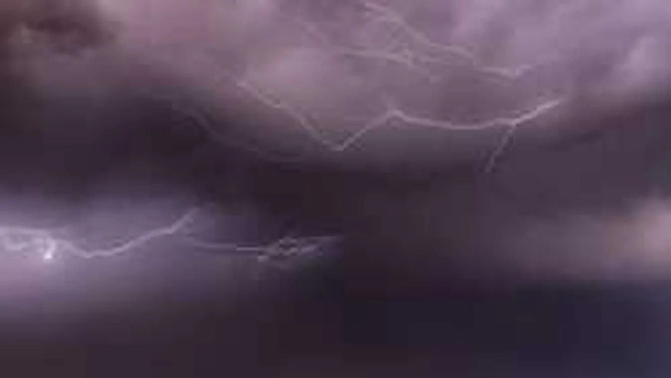 Sokkoló látvány, hihetetlen, mi esett az égből vihar közben