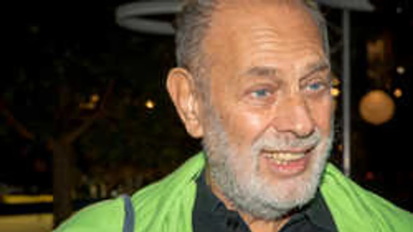 Titokban megműtötték az ismert magyar műsorvezetőt, látogatni sem szabad