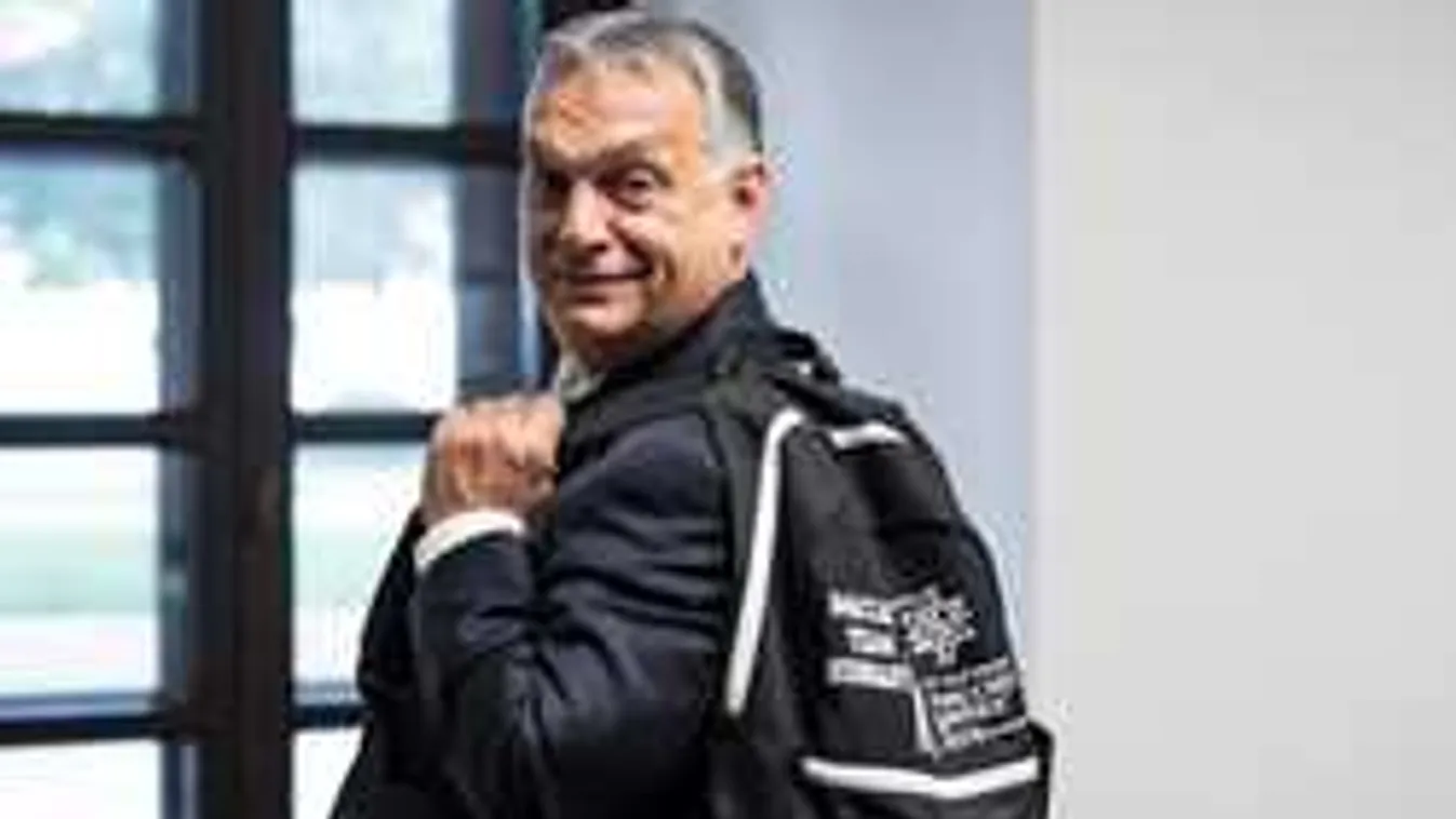 Orbán Viktor a "tiszteletbeli csapattag"