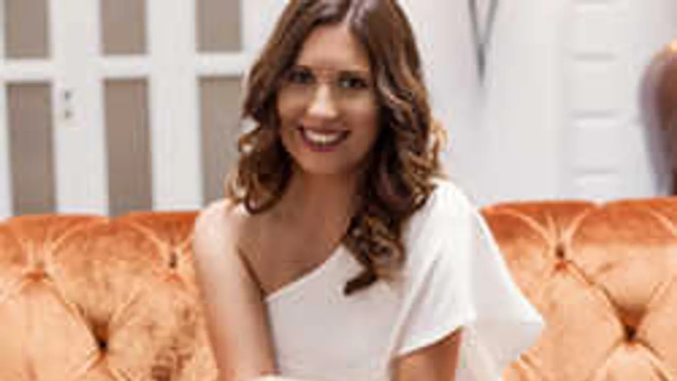 A szerelem bűvöletében - interjú Tomor Anitával