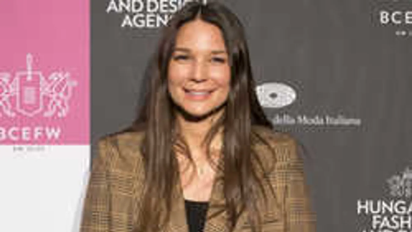 Özönlöttek a sztárok Nanushka bemutatójára