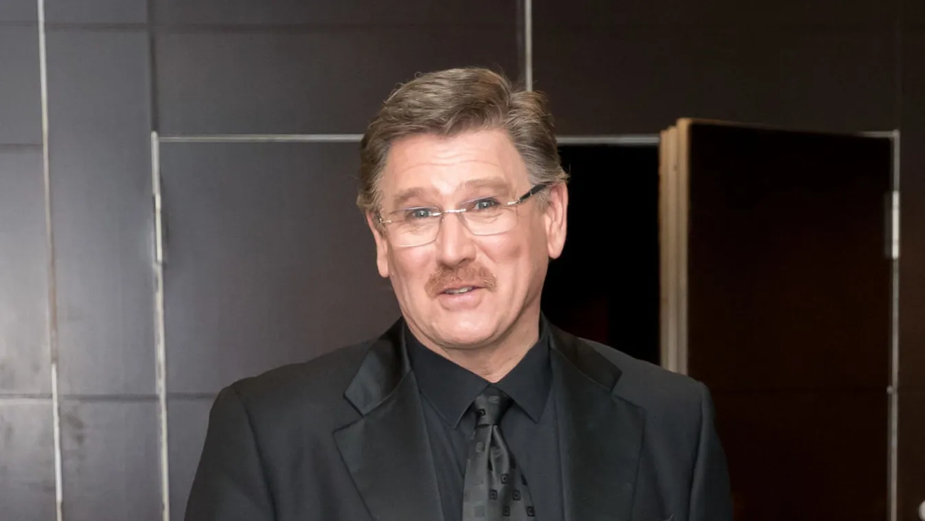 „Ki voltam ütve” – Szenvedett a koronavírustól a magyar sztárszínész