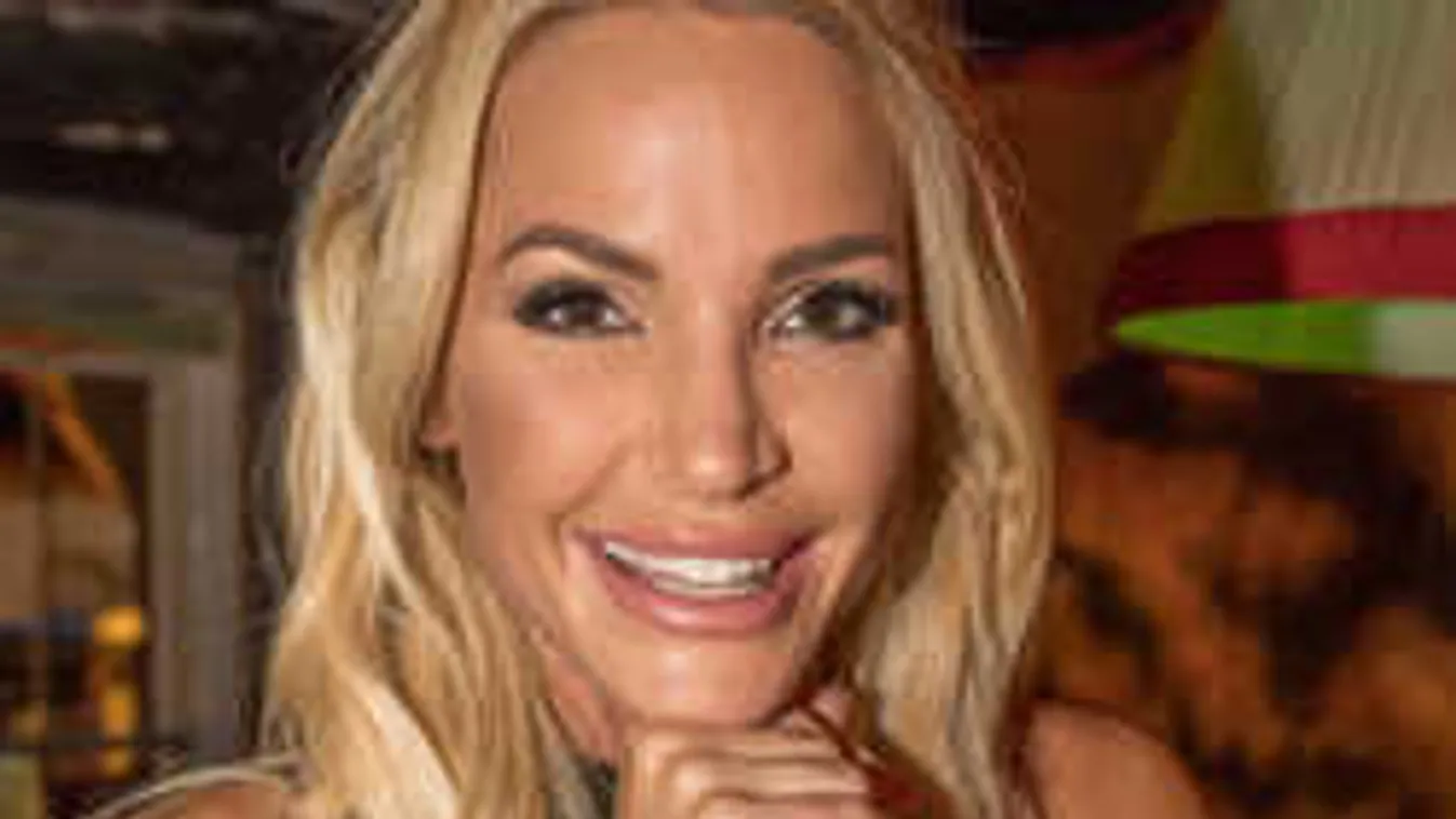 Nem hiszed el, kivel bulizott Zimány Linda