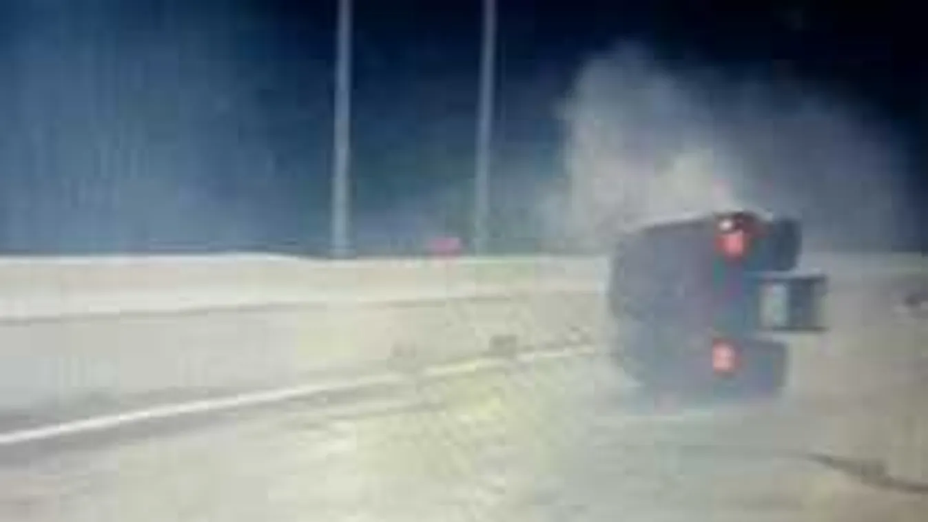 Kész komédiává vált az autóverseny, ezen röhög a fél internet! - videó