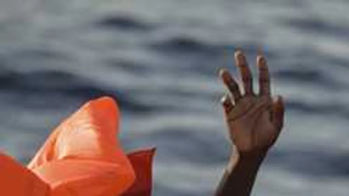 Elveszett migránsokat keres Líbia