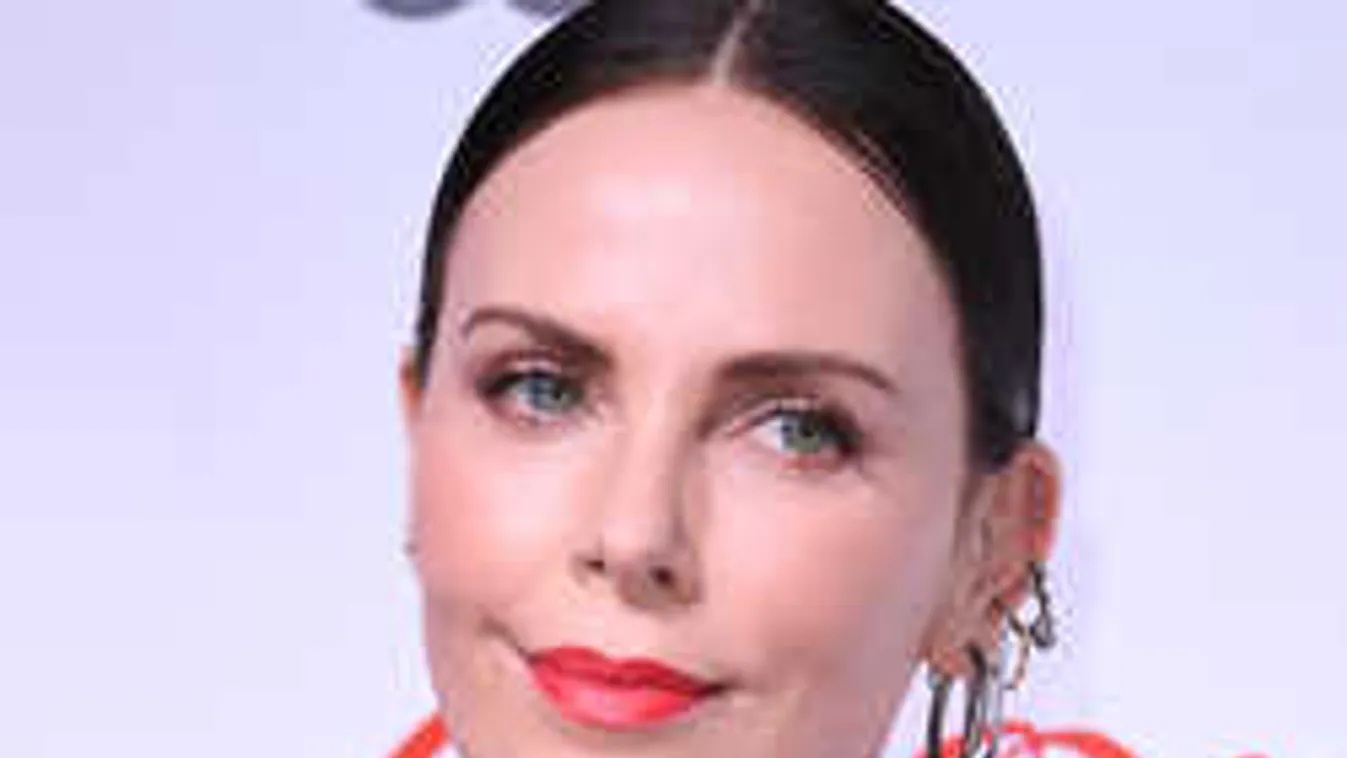 Bevallotta a gyönyörű színésznő: ez a fétise