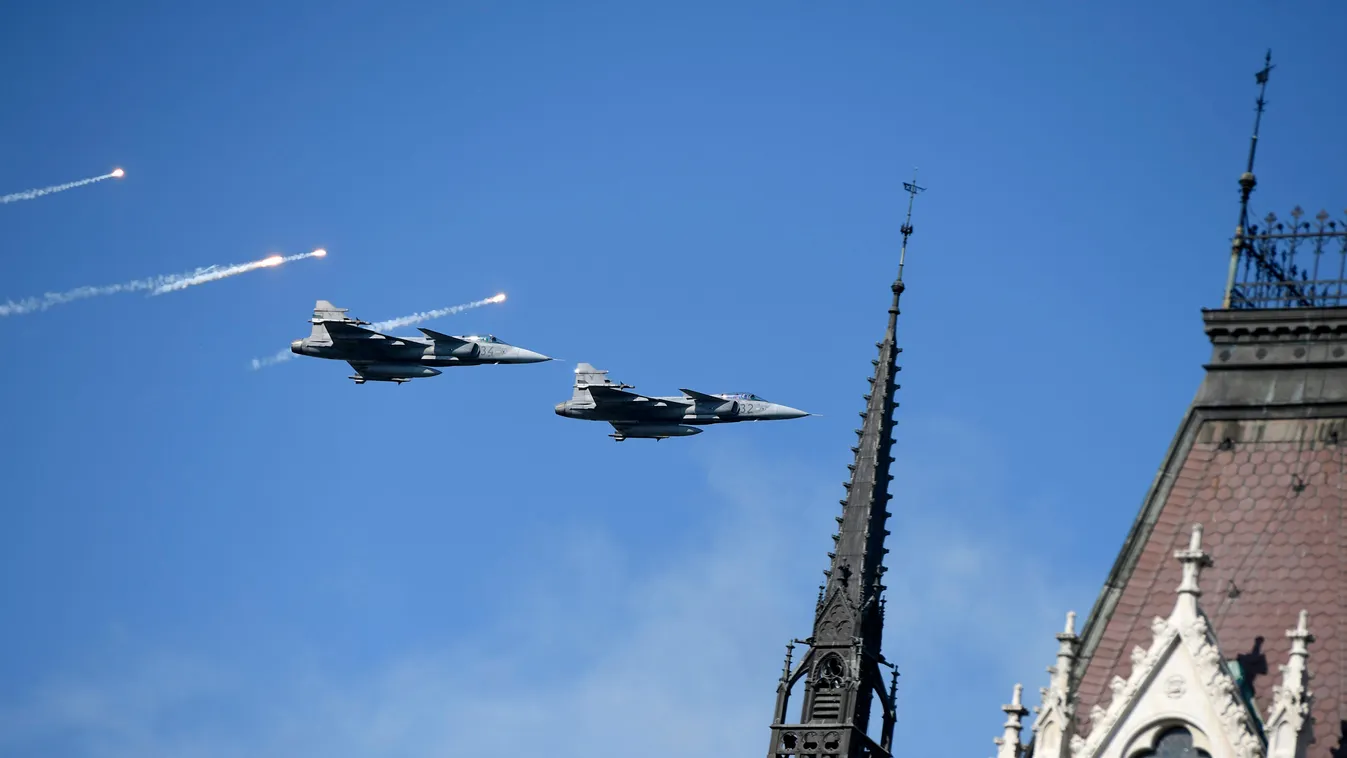 Ezekből a programokból válogathatsz a hosszú hétvégén, ennyibe kerül a Szent István sör