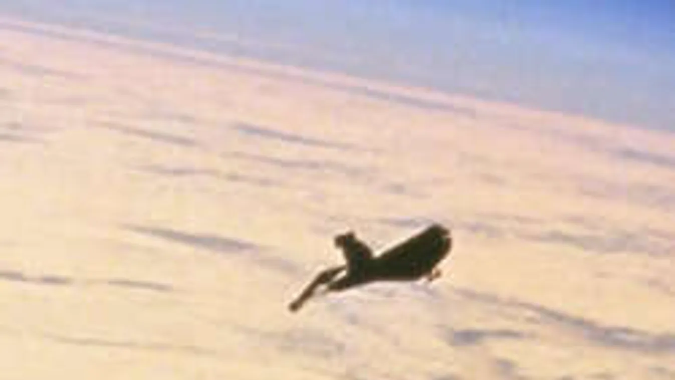 Ismeretlen eredetű űreszközt fogott be a Nemzetközi Ûrállomás?