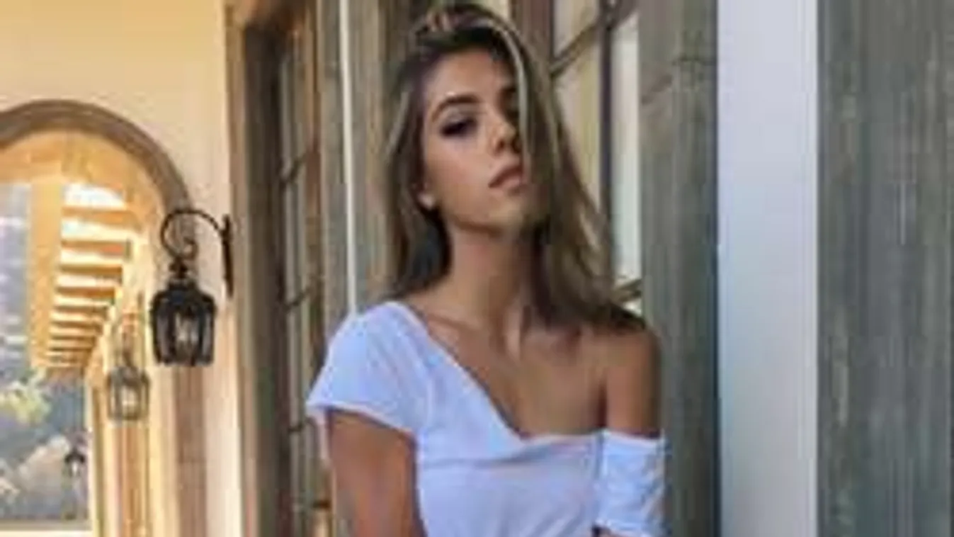 Melltartó nélkül vonult Sylvester Stallone lánya