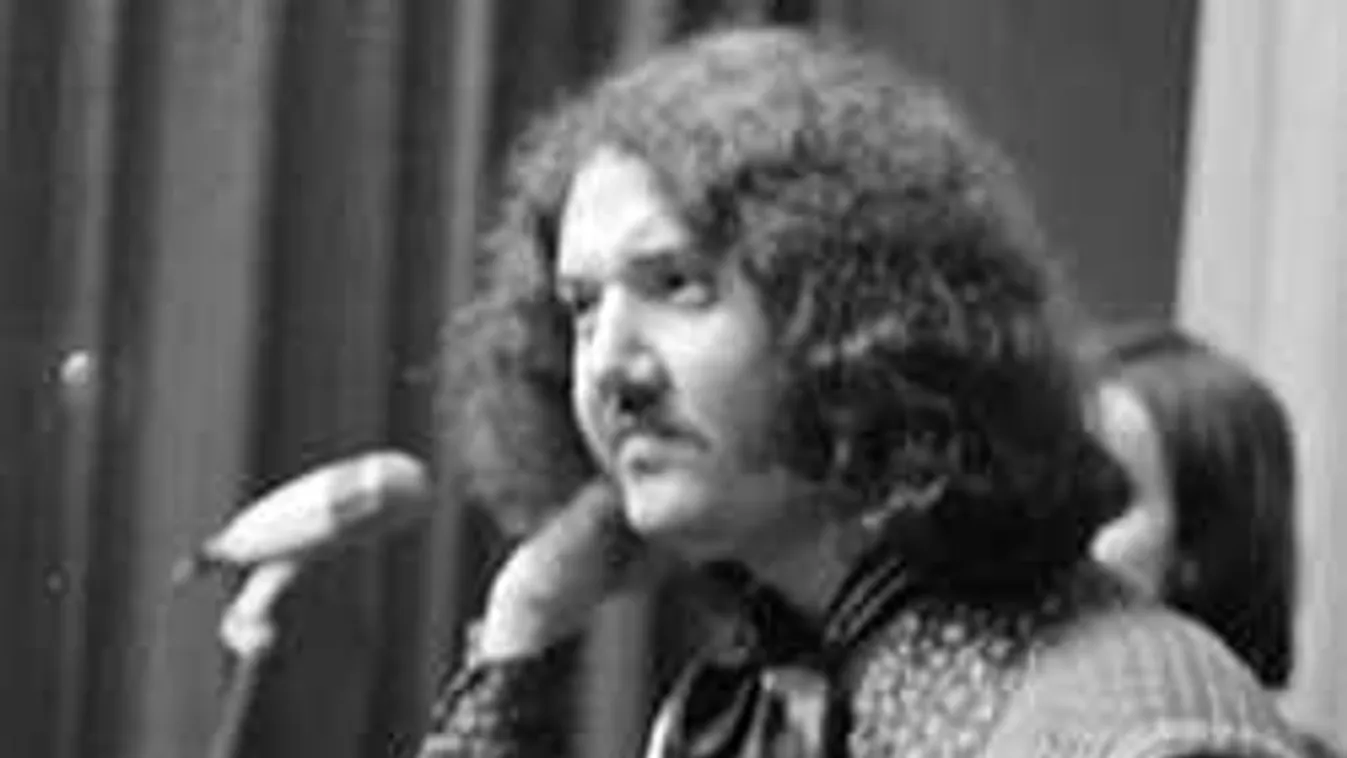 Előkerült Radics Béla sok milliót érő legendás gitárja