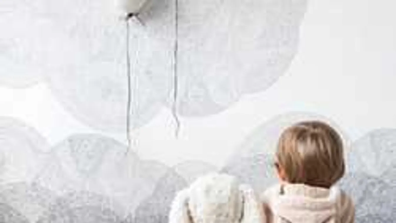 Szórj szódabikarbónát a tapétára - eszméletlen az eredmény!