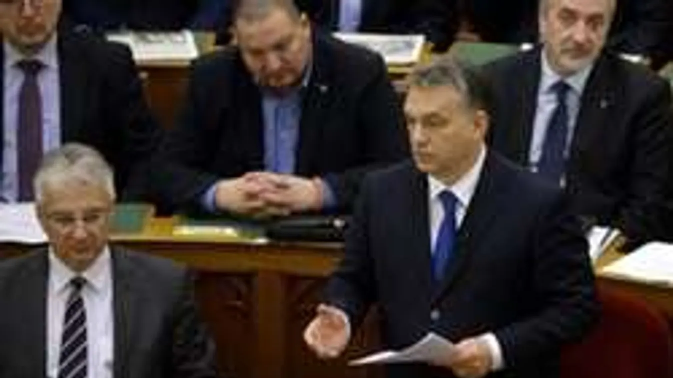 Orbán: Bármikor 18 millió migráns indulhat el Európa felé