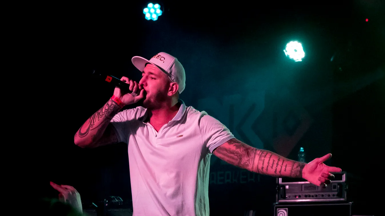 Bejelentést tett a magánéletéről Curtis