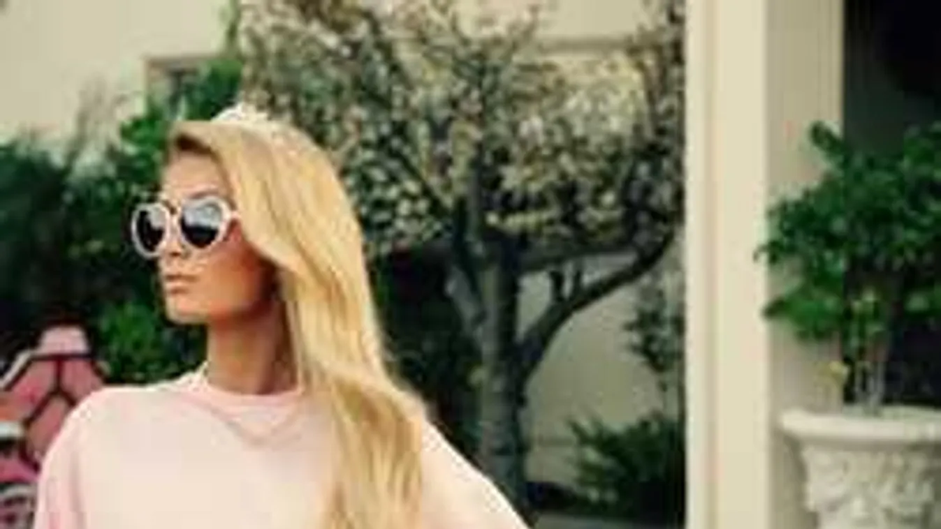 Ilyen fotóra sem számítottunk Paris Hiltonról!