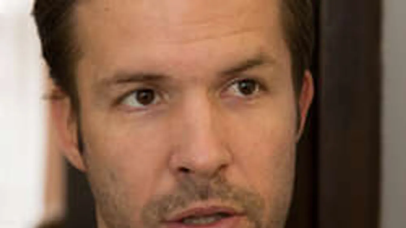 Ezzel a videóval búcsúzik a rádiótól Sebestyén Balázs