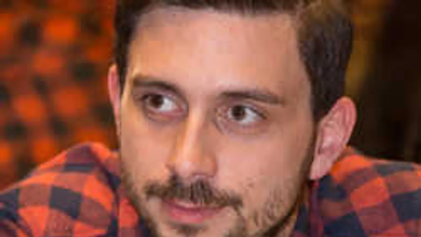 Durván kiakadt a nézőkre a magyar sztárszínész, leállt az előadás