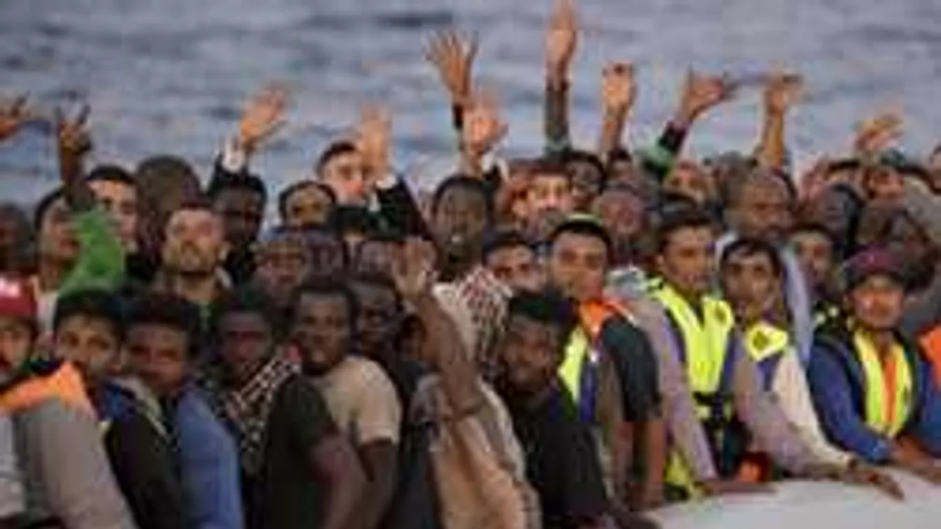 Afrikai nagy fal törheti meg a migránshullámot