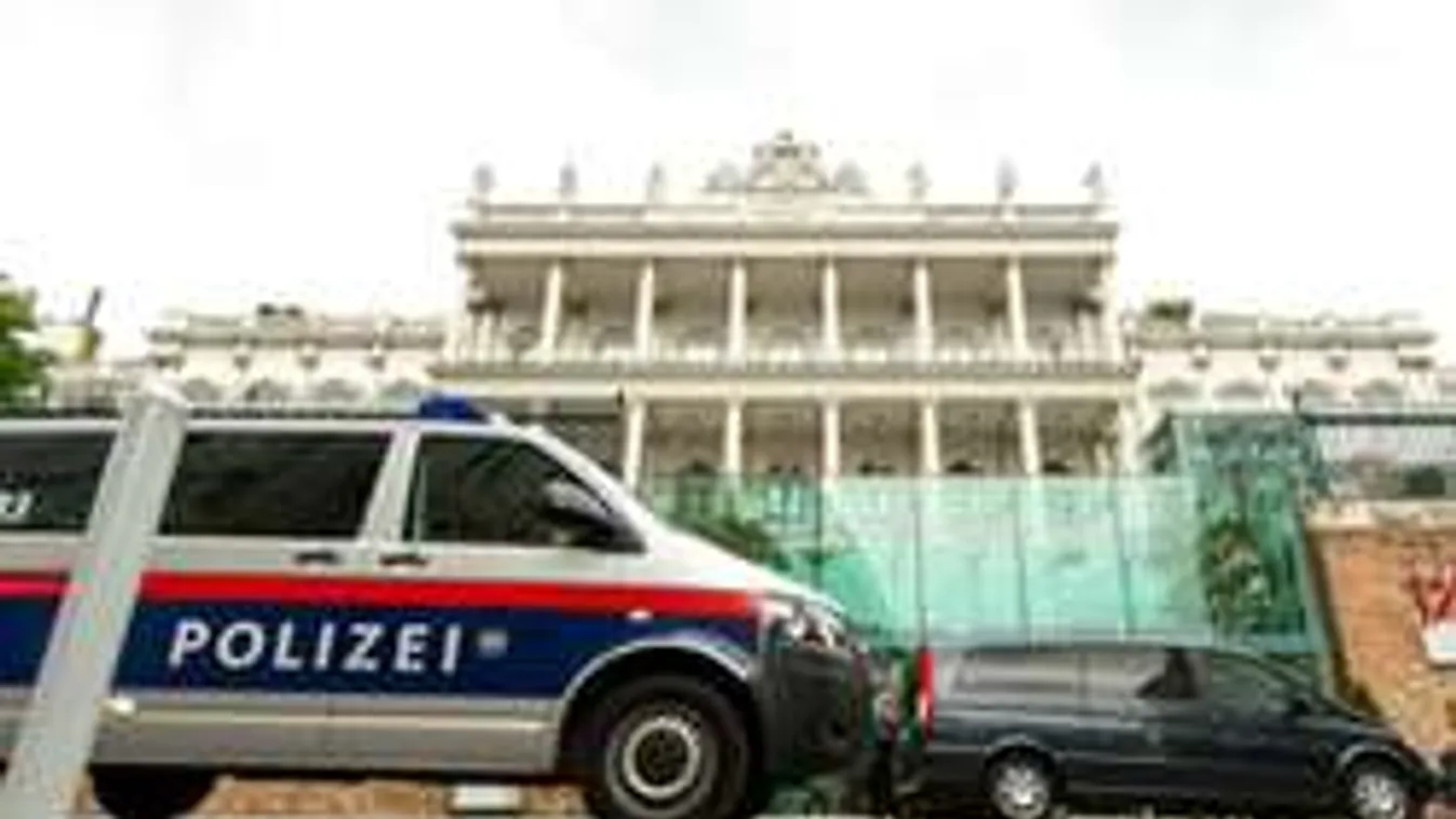 Bekeményítettek a határ túloldalán: lesből támadnak a rendőrök